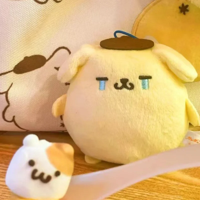 

Плюшевая игрушка Sanrio Kawaii PomPomPurin, плюшевый брелок-подвеска с аниме-выражением плача, мягкая игрушка-брелок, украшение для рюкзака, подарок