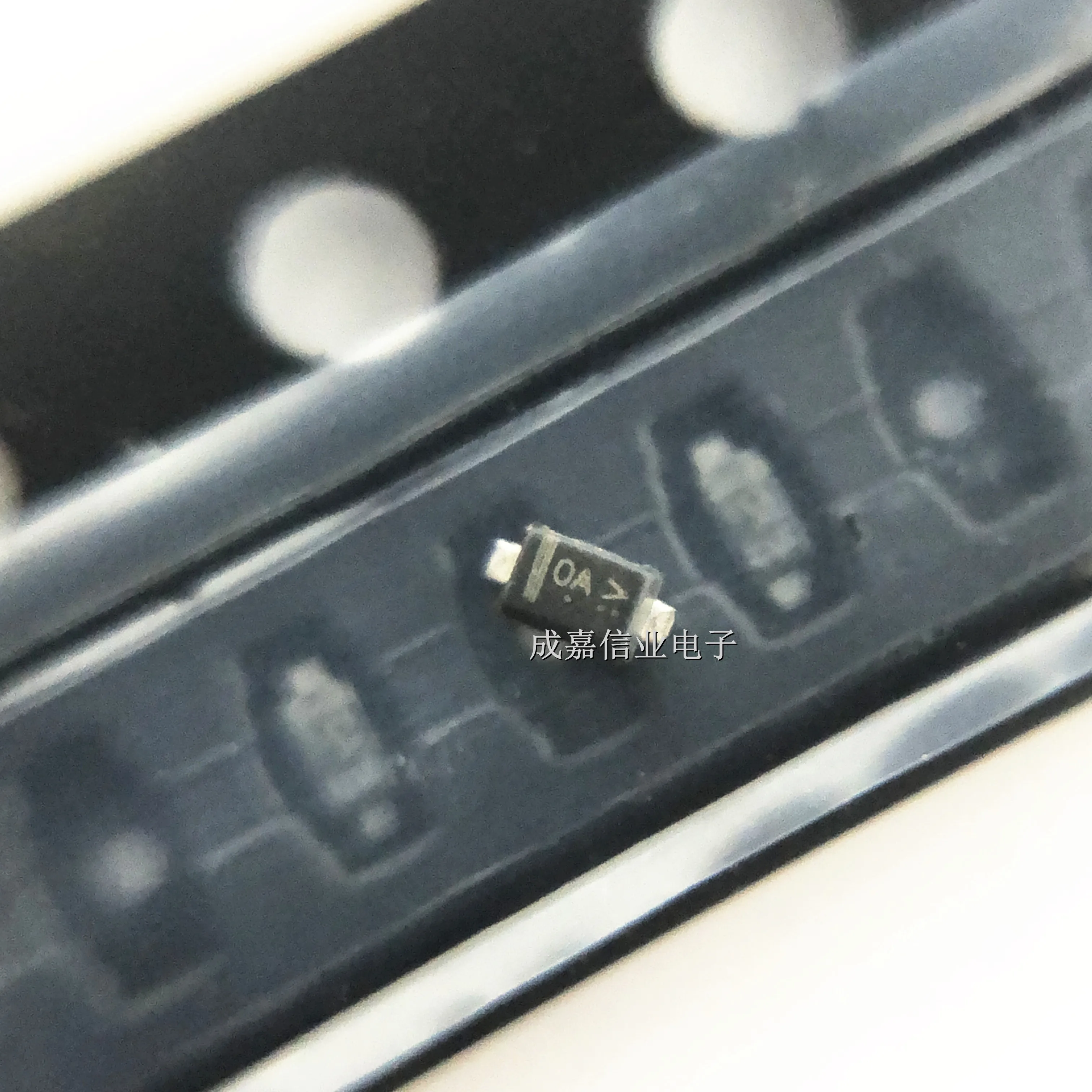 100Pcs/Lot LM5Z5V1T…