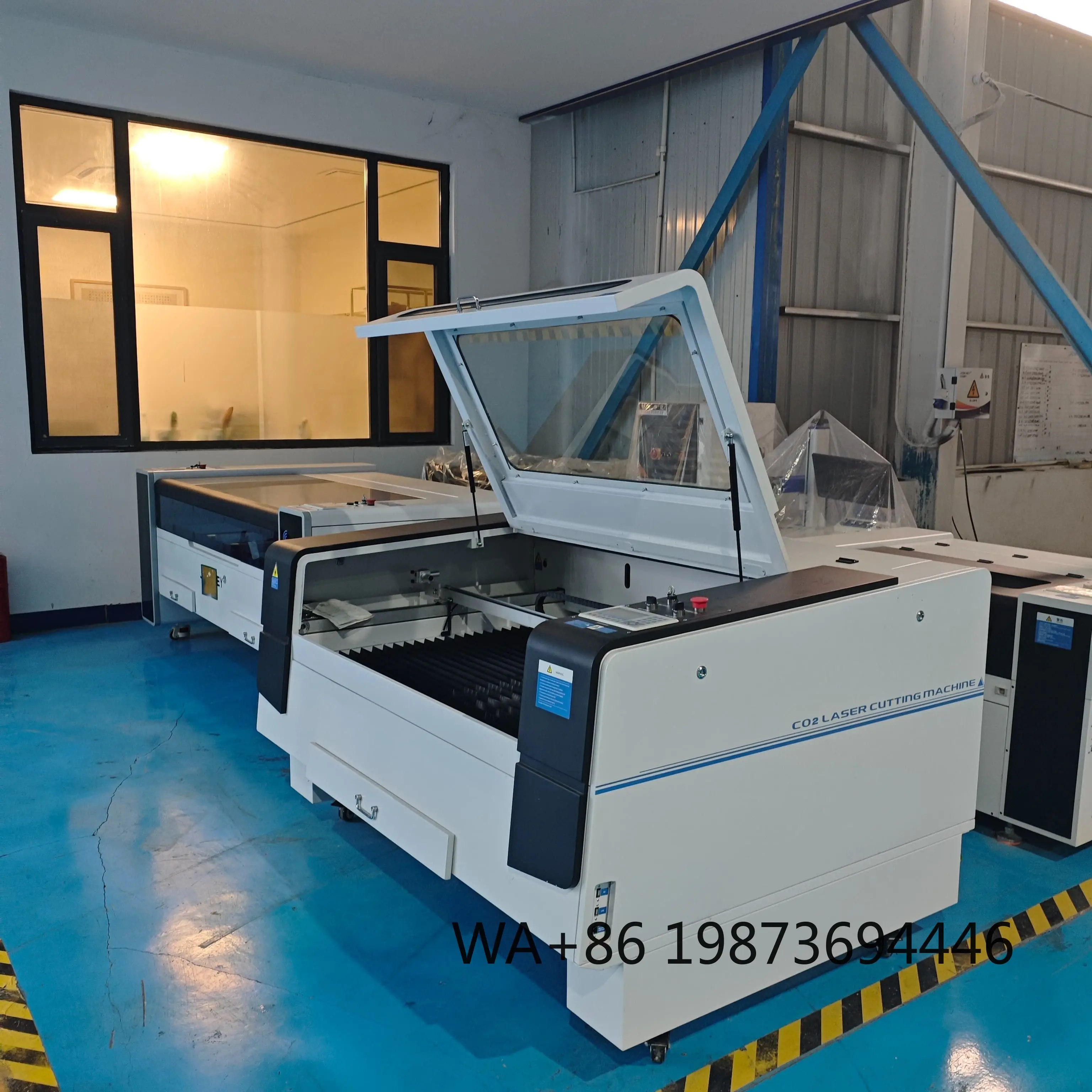 100w Energy Saving CO2 Engraving Cutting Machine, 1390 Model for Glass