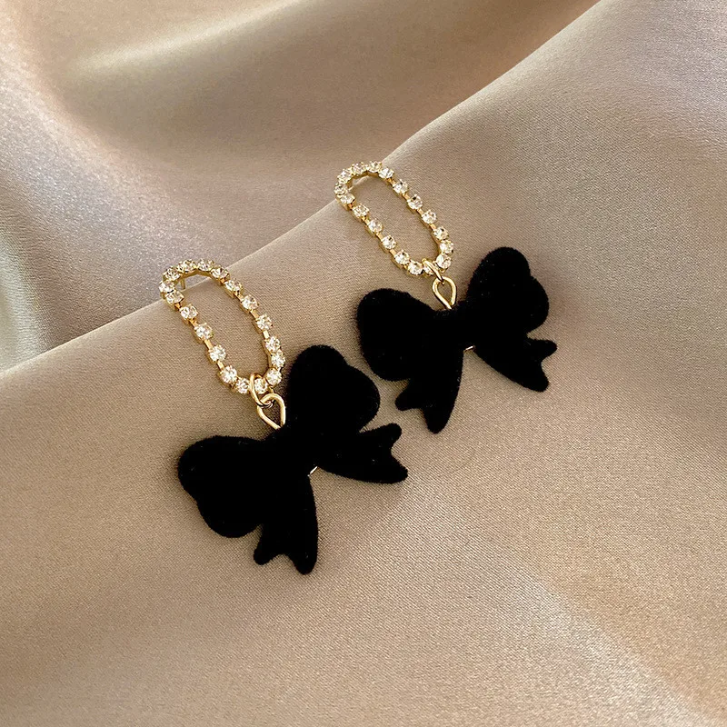 Simple Design Long Pendant Earrings For Eomen Ins Temperament Trendy Bow Earrings Cold Style Full Diamond Retro Earrings