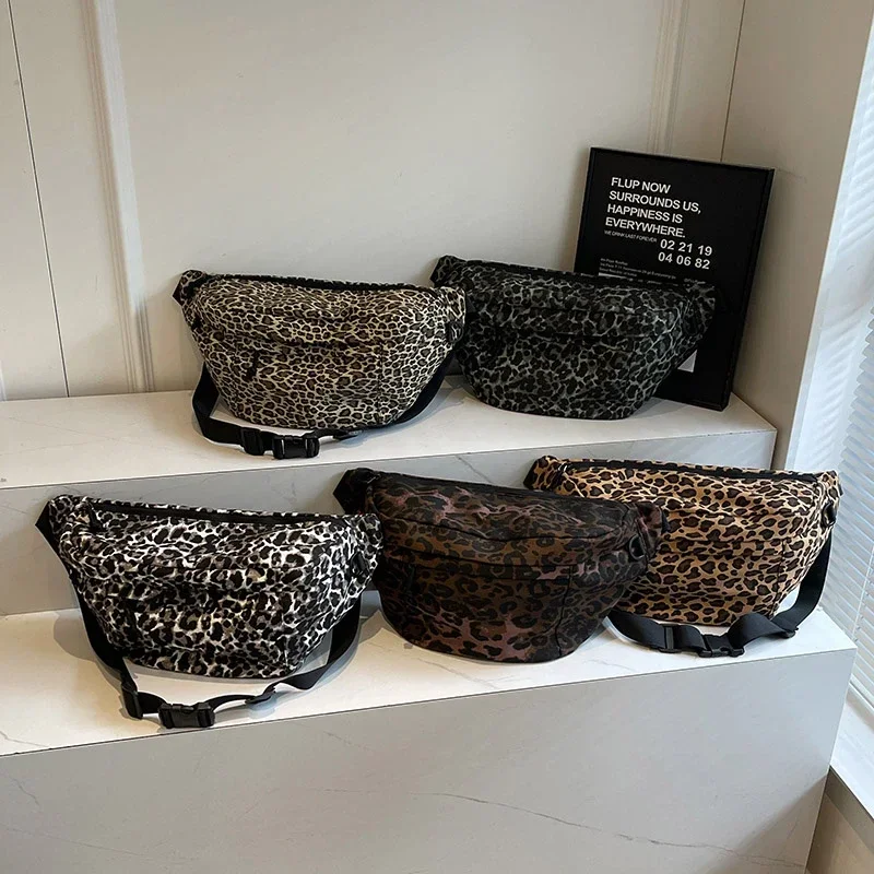 Bolso de pecho de gran capacidad de lona con estampado de leopardo, bandolera deportiva Chao Pai, bolso versátil para ciclismo al aire libre, novedad de 2024