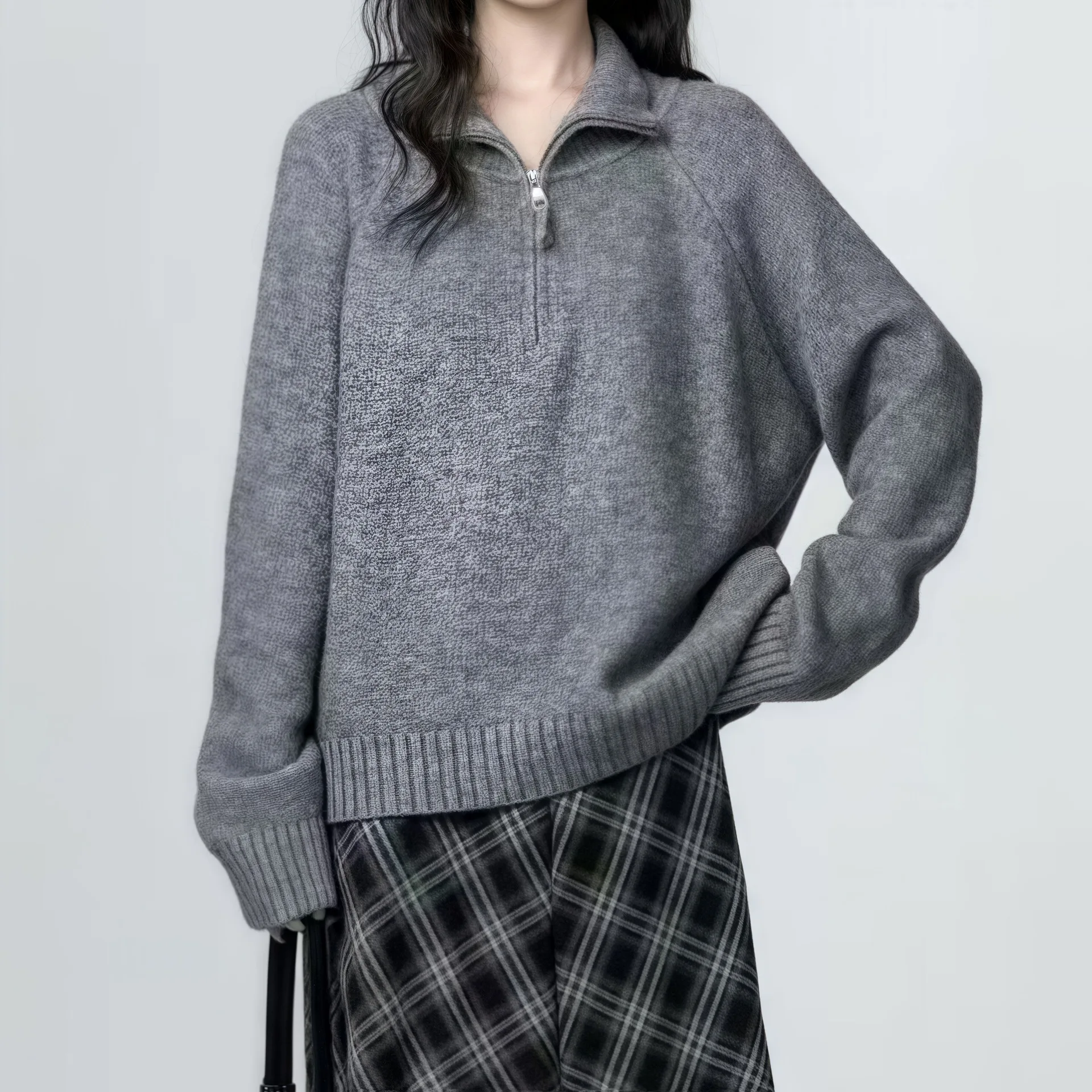

Half Zip Lapel Pullover Sweater for Women's Autumn and Winter New Style, Korean Loose Solid Color, Soft and Sticky Temperament