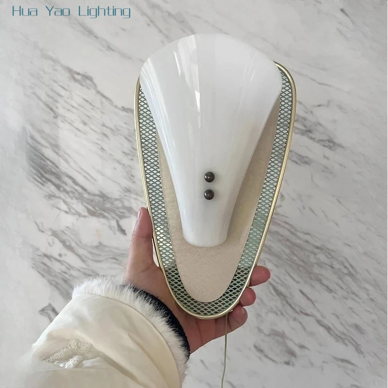 Designer French Shell Shape Wall Lamps Bedroom Headboard Acrylic Wall Light Foyer Background Decor Corridor Personalized Fixture