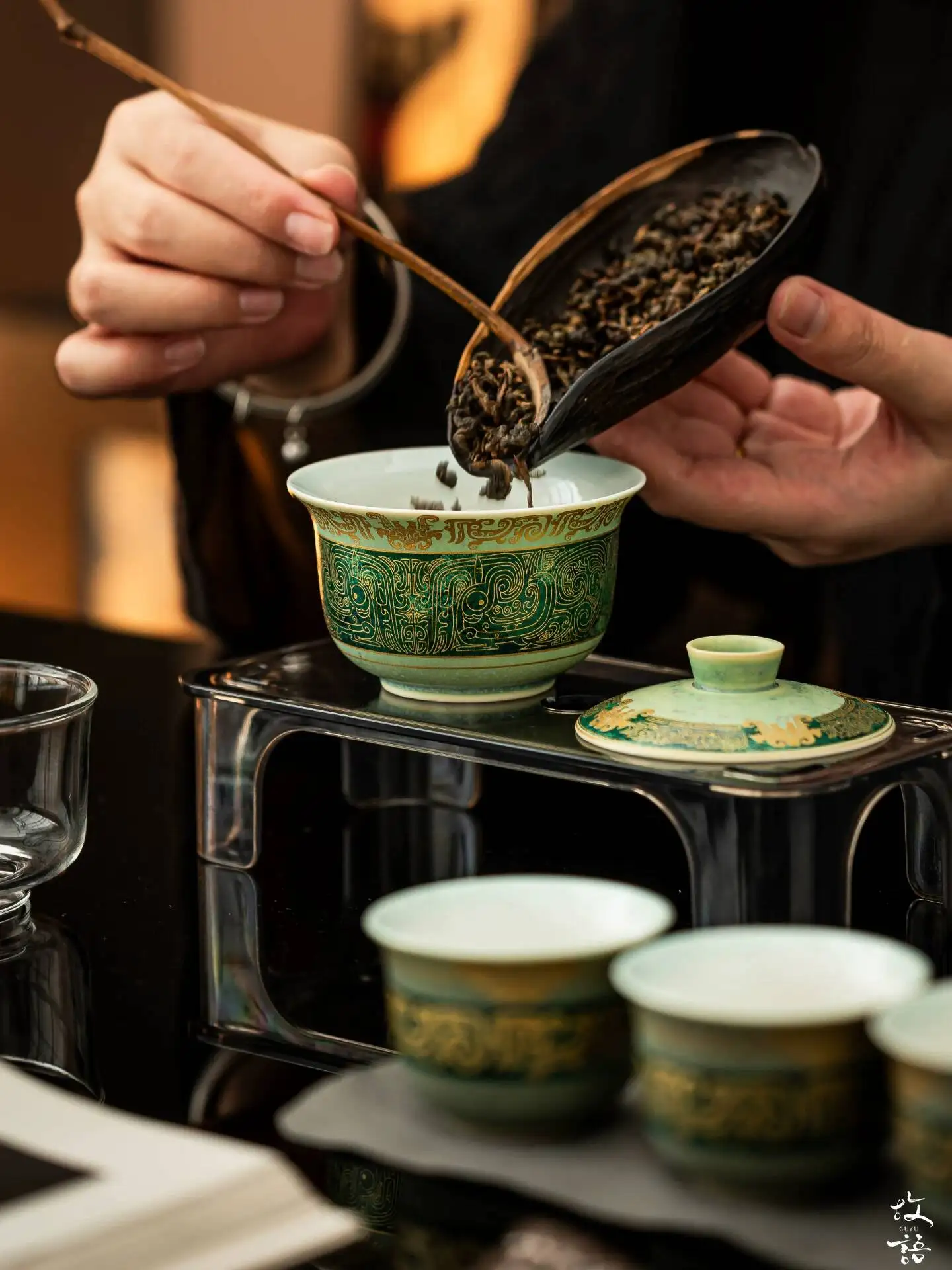 Ancient Yiwu Sanxingdui Cultural And Creative Cup Portable One Pot Three Cups Travel Business Ceramic Simple Tea Brewing Set