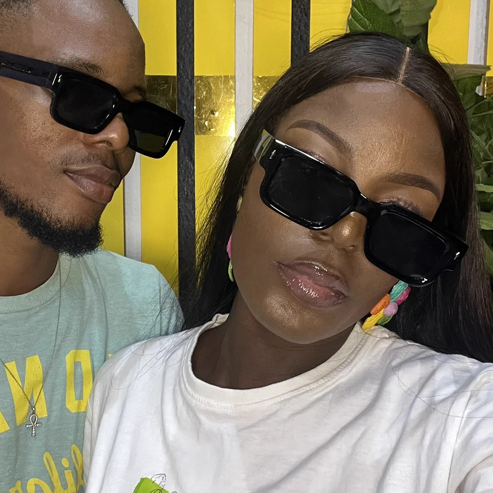 

Винтажные брендовые дизайнерские квадратные солнцезащитные очки для женщин и мужчин, черные прямоугольные солнцезащитные очки с заклепками, модные уличные очки Óculos De Sol