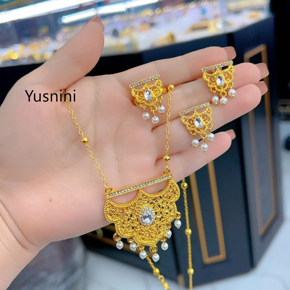 nuevo-conjunto-de-joyeria-de-alta-gama-chapado-en-oro-de-24k-de-dubai-collar-aretes-y-anillos-romantico-para-bodas-y-fiestas-para-parejas-777