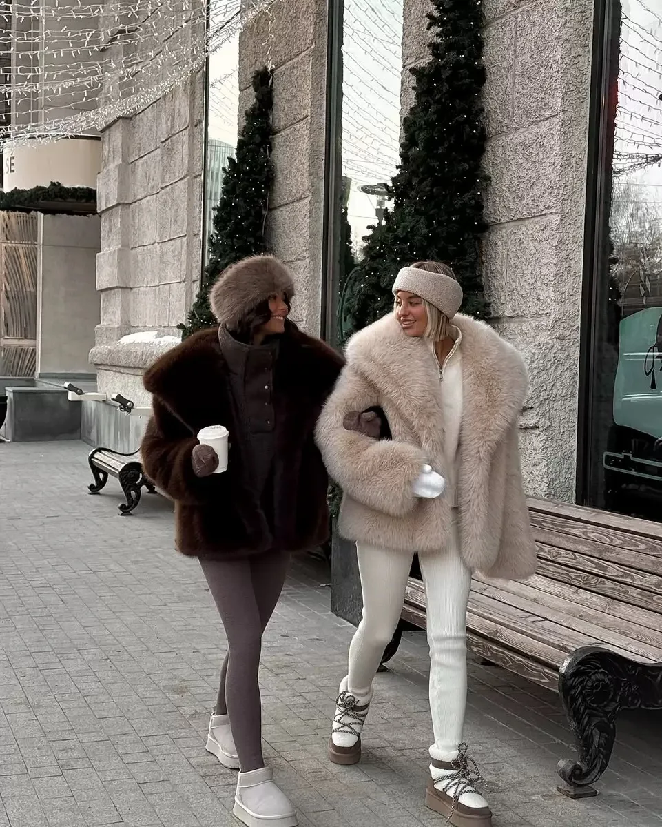 

Fashionable Loose Fur Coat Women's Winter Outerwear Plush Collar Eco-friendly Artificial Leather Long Sleeve Commute Style