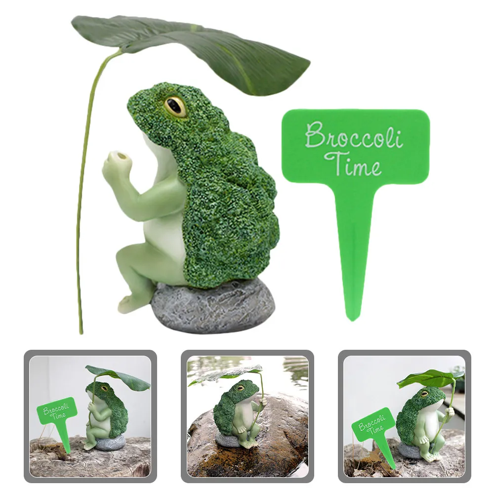 Small Frog Figurine Set Resin Broccoli Frog Statue with Lotus Leaf Sign Decor Outdoor Garden Frog Sculpture Aesthetic Yard Decor