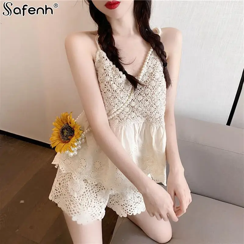 Summer Bohemian Hand Hook Knitted Cut-out Suit Women\'s Camisole Bra Top+wide Leg Shorts Two-piece Set