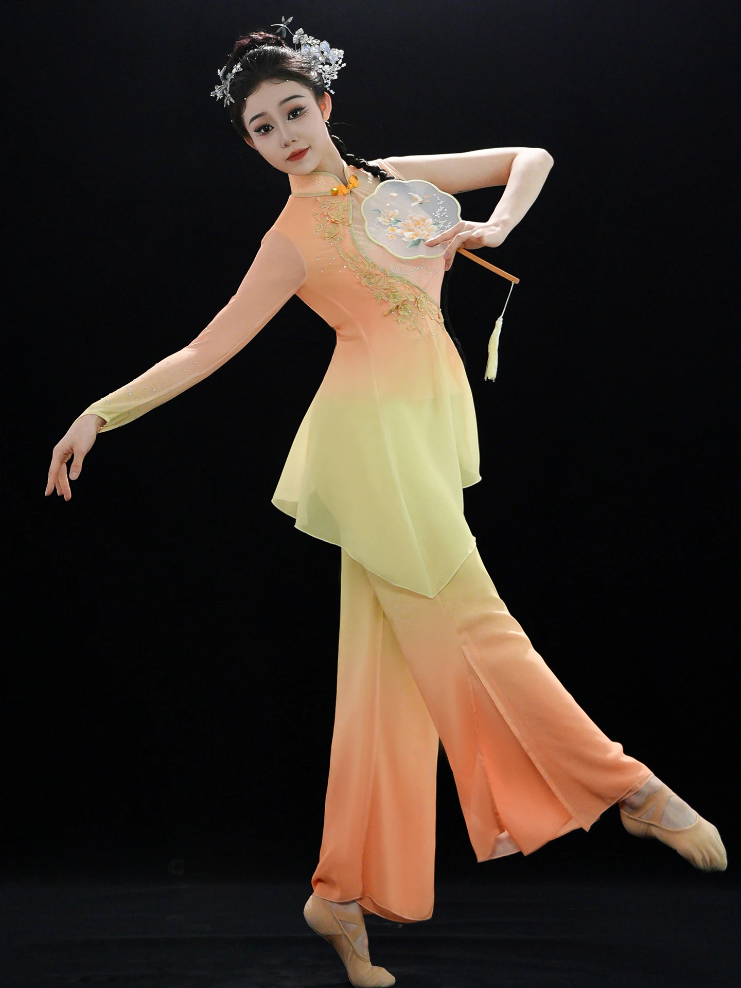 costume-de-danse-classique-pour-femmes-ele-qingzhou-yangge-nouvelle-tenue-de-spectacle-pour-fan-de-danse-parapluie-a-plumes-2025