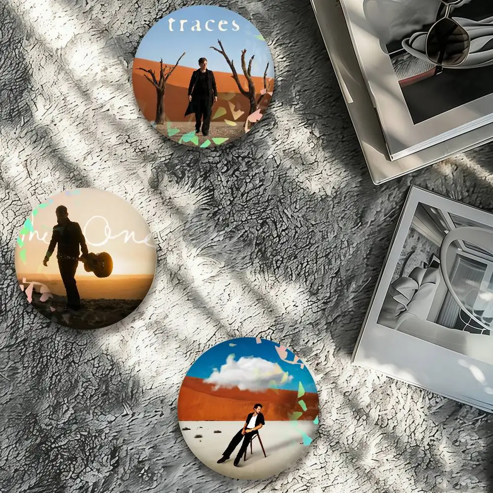 Singer Michael Patrick Kelly Traces Laser Badge Pins Handmade Brooches for Backpack Gifts Bag Decor Fans Collect