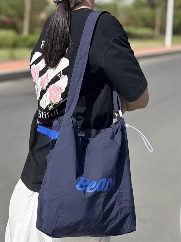bolsa-de-cras-casual-de-lona-com-letras-estilo-simples-coreano-bolsa-tote-fena-bolsa-de-ombro-Unica-material-de-nylon