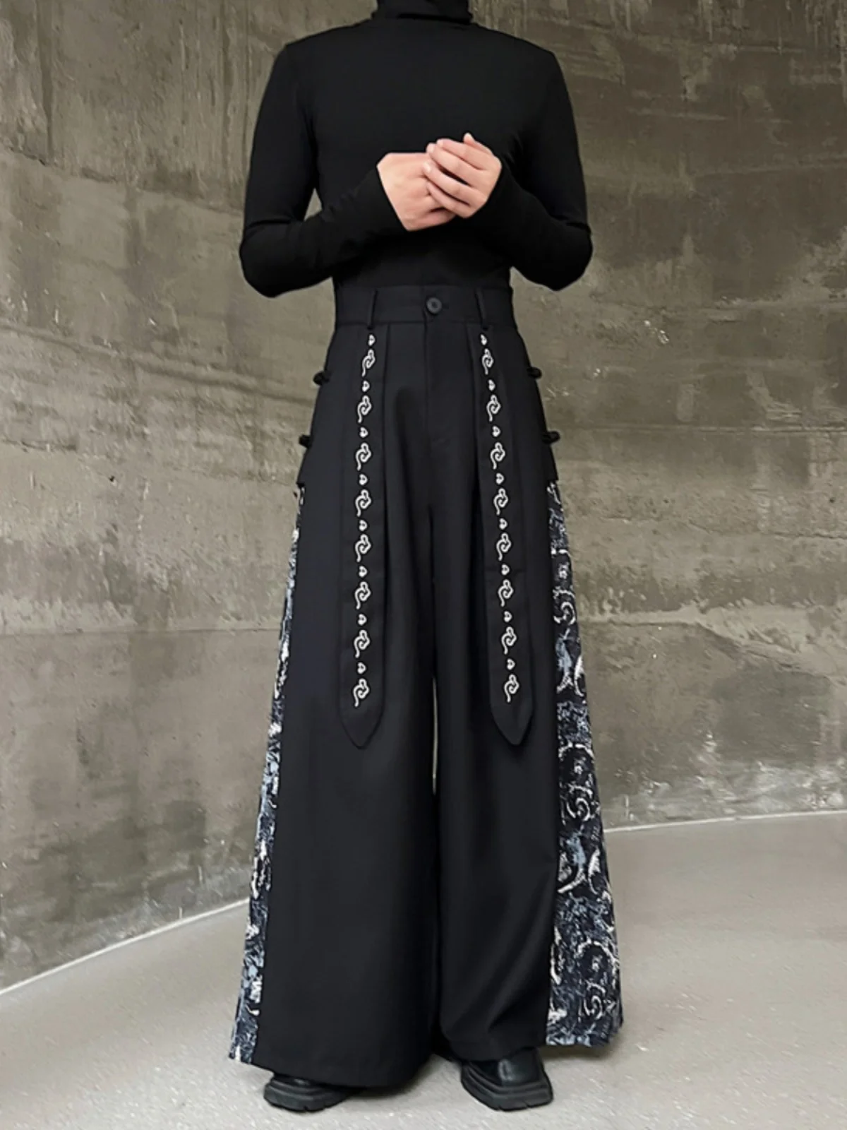 

Повседневные брюки-кюлоты с широкими штанинами, индивидуальный дизайн в стиле пэчворк, вышитые брюки-юбка, универсальные, новый китайский дизайн