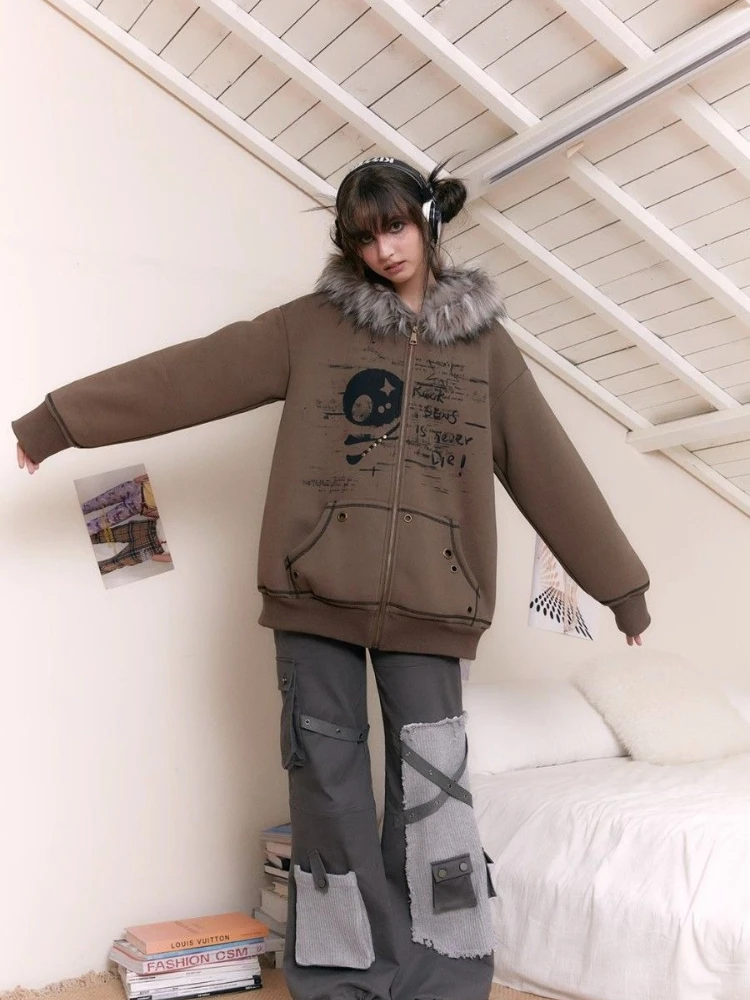 خمر الأمريكية Y2K هوديي المرأة الخريف الشتاء الفراء طوق معطف مقنع زمم طباعة الدافئة الشارع الشهير ثقافة فرعية تصميم سترة جديدة