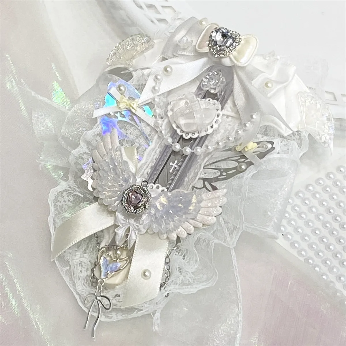 Handmade Girl's Beating Finished Handmade Knife High Beauty Pure White Shooting Express Open Box Art Knife