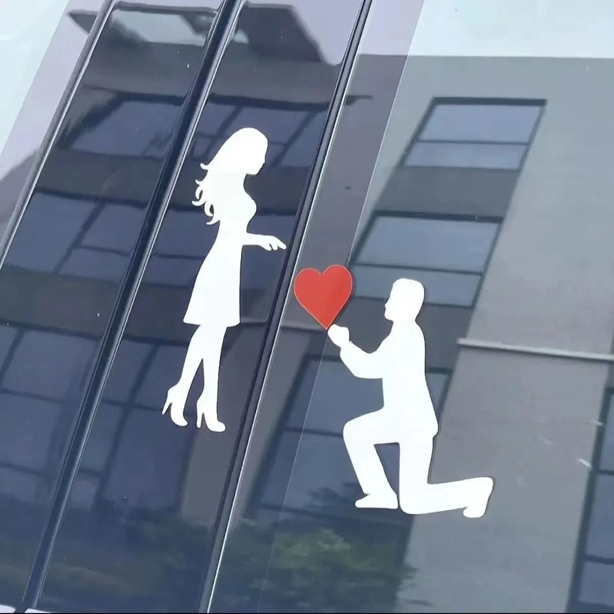 

25 cm x25 cm Love Couple Proposal Car Stickers Car Romantic Stickers Rear Glass Decoration Electric Motorcycle Car Stickers