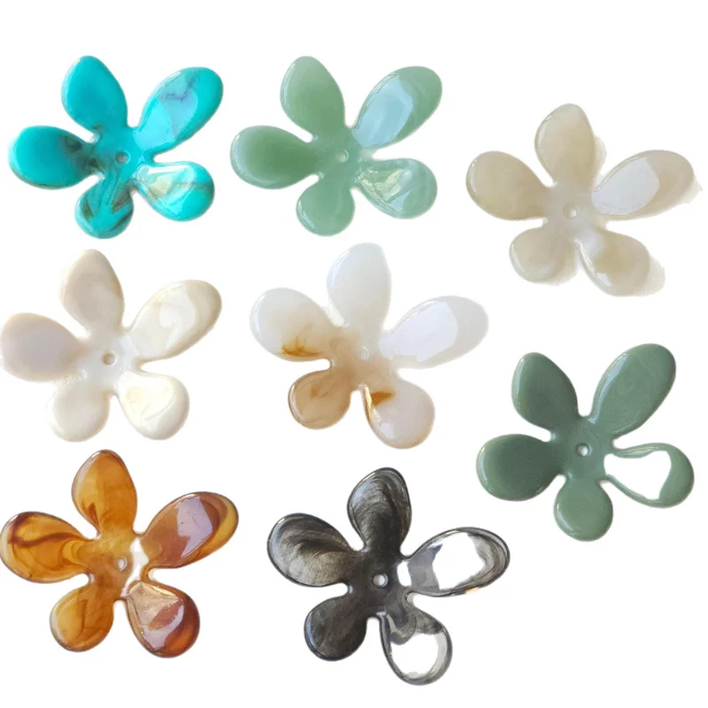 الجملة 40pcs/lot اللون طباعة الكرتون الزهور شكل الراتنج الأزهار الخرز diy مجوهرات الملابس قلادة التبعي