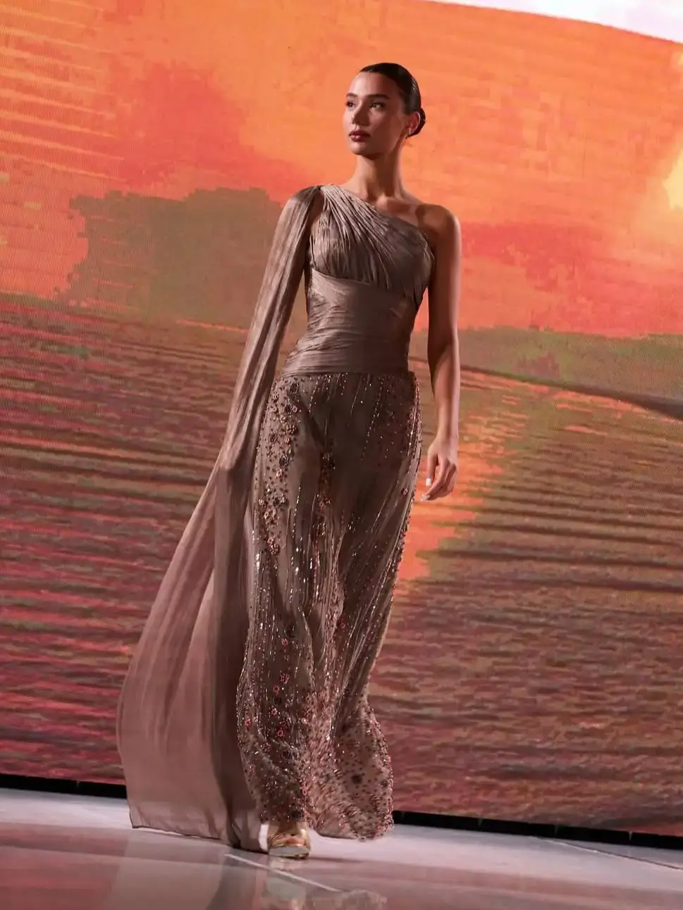 

Новое вечернее платье Ofherown на одно плечо с драпированным кейпом, расшитое бисером и пайетками, элегантное официальное платье для выпускного вечера для женщин, на заказ