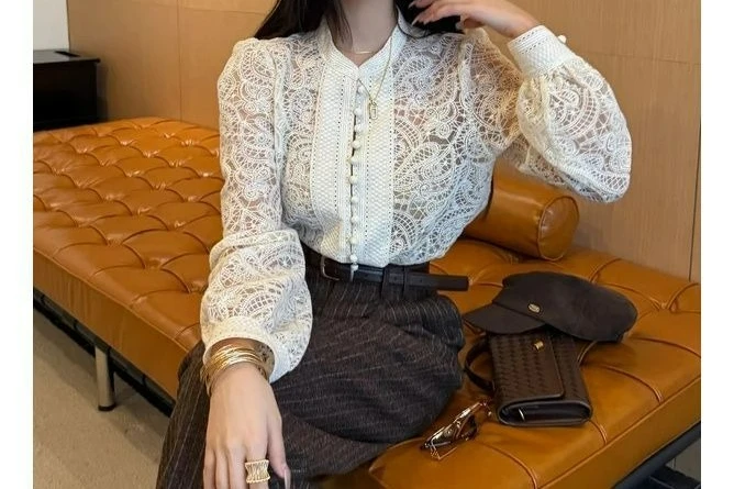 

Single-Breasted Sweet Hollow Crochet Long-Sleeve Lace Blouse for Women 2025 Autumn New Fashion Top