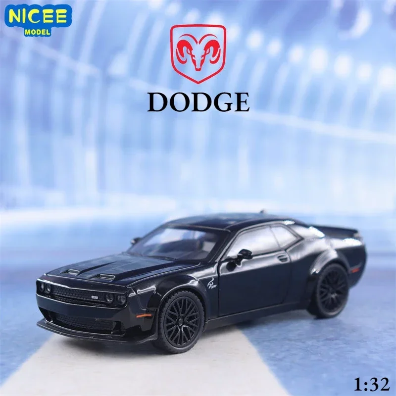 

1:32 Dodge SRT Muscle Car sports car Diecast Metal Alloy Model car Sound Light Pull Back Collection Kids Toy Gifts A599