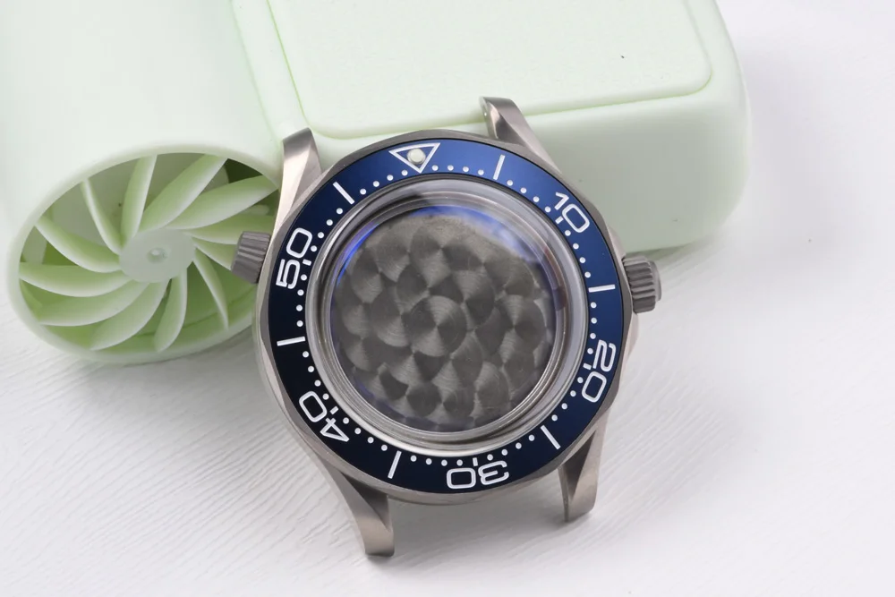 Seamaster 007 Titan-Uhrengehäuse Passend für Seiko Luminous Saphirglas Taucheruhr für NH35/NH36 Automatikwerk Uhrenteile – Detail 4