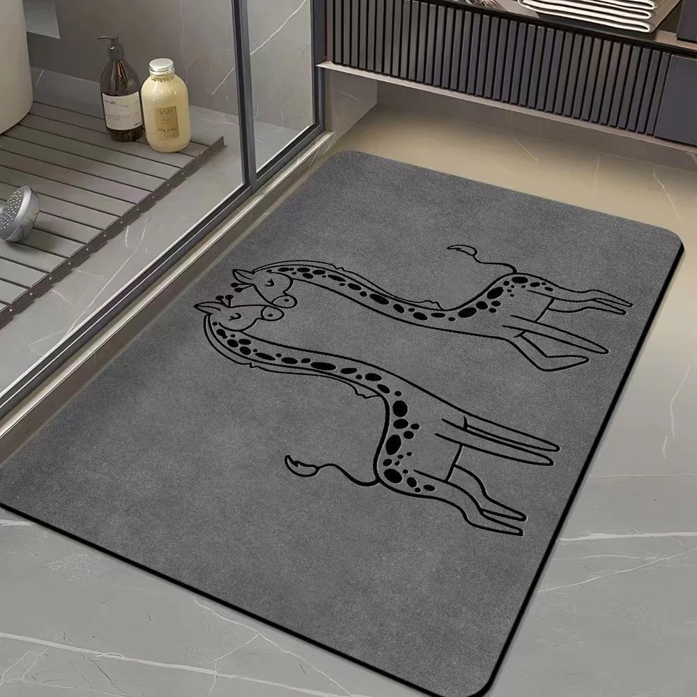 Grey Line Two Giraffes Bath Mat Quick Dry Shower Rug Minimal Outline Cartoon Animal Casual Washable Bathroom Doormat