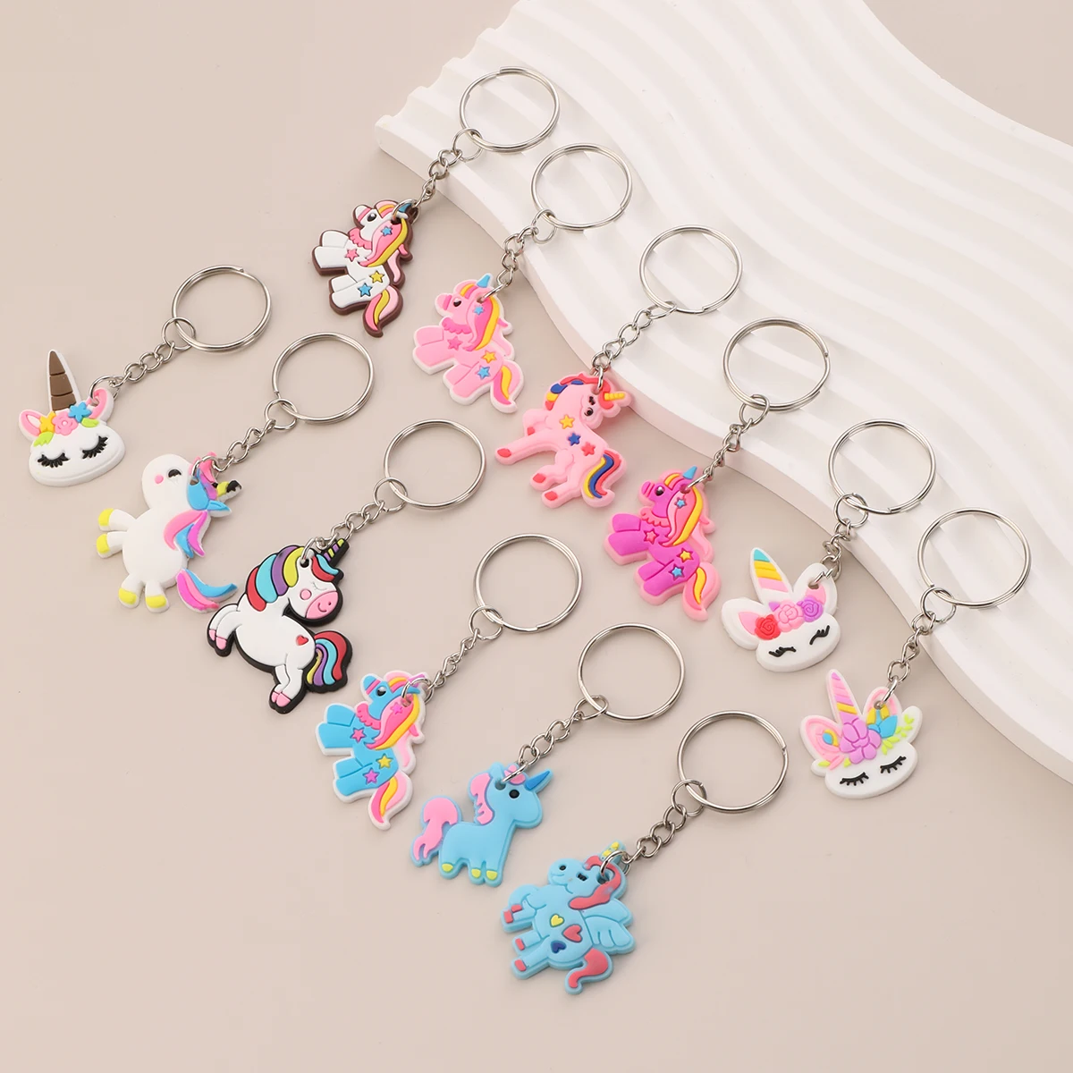 12pcs Unicorn Keychain Soft Rainbow Key Ring Animals Toys Backpack Ornaments Animal Pendant Party Favors Easter presents