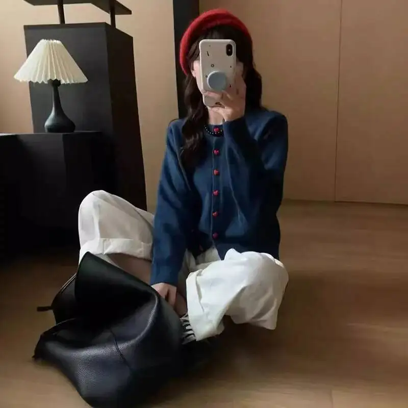 

Высококачественный свитер, кардиган, женский вязаный кардиган в форме сердца с пуговицами и круглым воротником, женский удобный и мягкий трикотаж