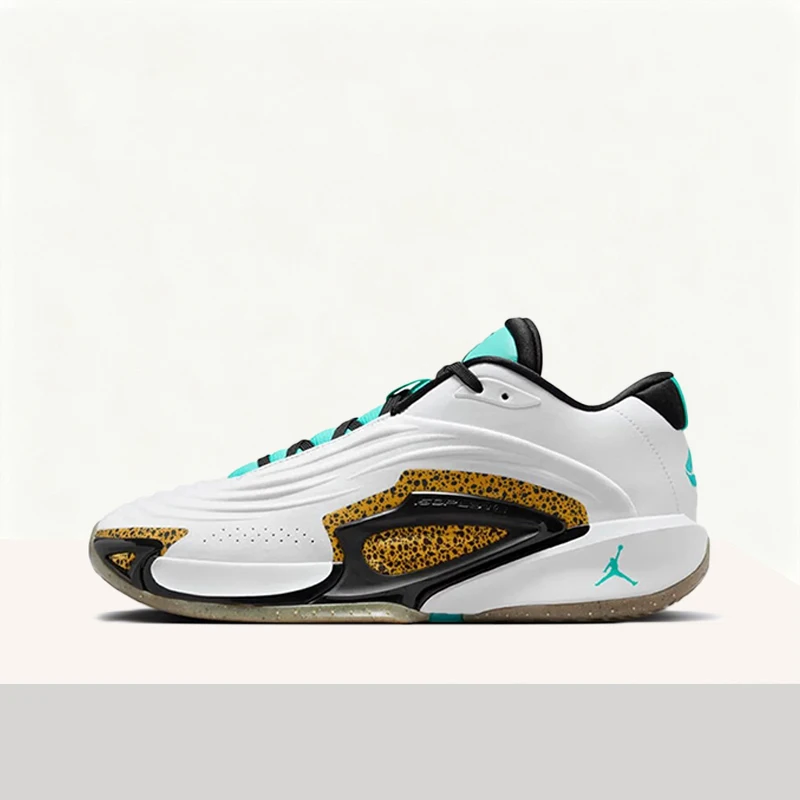 

Nike Jordan Luka 3 Simple, Stylish, Comfortable, Non-Slip, Durable Low-Top Basketball Shoes (Unisex, White) FQ1285-100