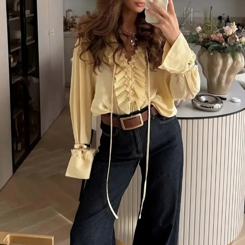 

Женская рубашка с длинным рукавом в стиле ретро, манжеты с вырезом, рюшами и шнурком, эксклюзивный модный топ на рынке