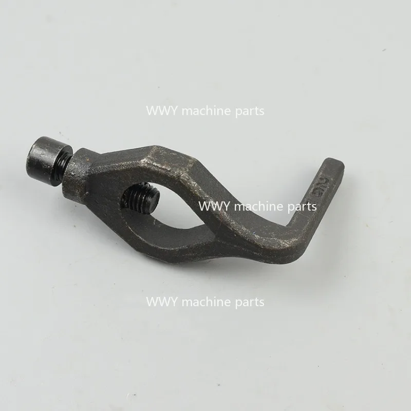 Suitable for 1 Piece of Grinding Machine Shaft Lathe Self Tightening Corner Center Chuck Vertical Handle Carbon Steel DriveFrame
