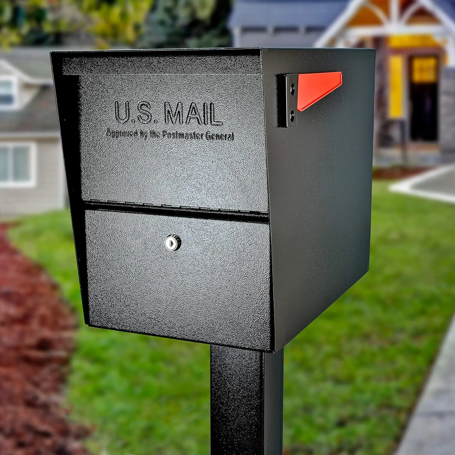 

7206 Package Master Curbside Locking Security Mailbox | Black,Medium