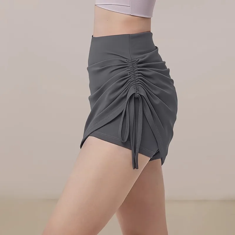 กระโปรงกางเกงกีฬาแห้งเร็วสำหรับฤดูร้อน ผู้หญิง ป้องกันแสงสะท้อน เอวสูง ยกสะโพก เหมาะสำหรับเทนนิส วิ่ง วันหยุด โยคะ ฟิตเนส