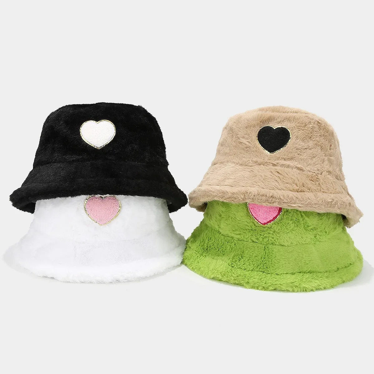 Trendy Versatile Plush Fishing Cap Winter Outdoor Couples Warm Cap New Style Heart Sticker Potential Motorcycle Helmet Accessori