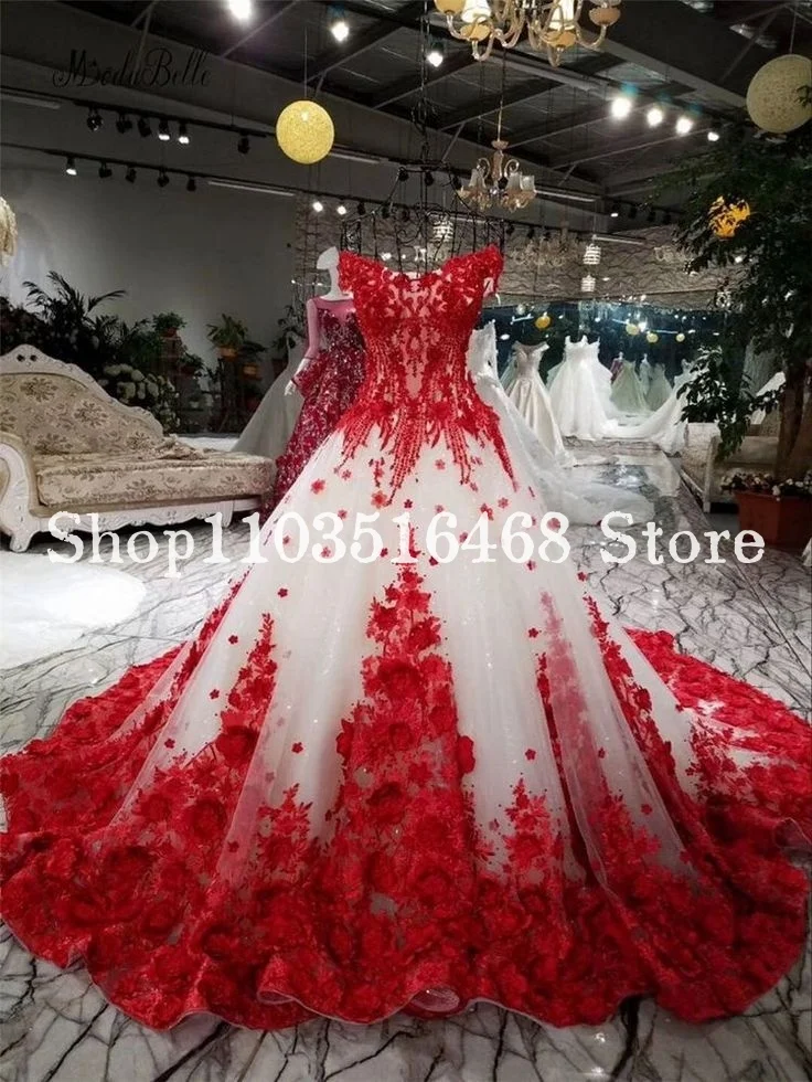 Vintage Victorian Gothic Wedding Dress Burgundy 3D Floral Embroidery Appliques Corseted A-Line Long Customised Bridal Gowns