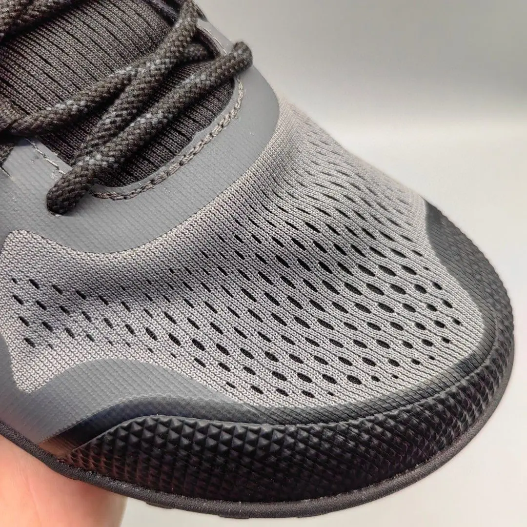 Hot Summer Breathable Comfortable Breathable Walking Shoes Outdoor Casual Shoes Flat Low Top Thin Bottom Shoes Very Good