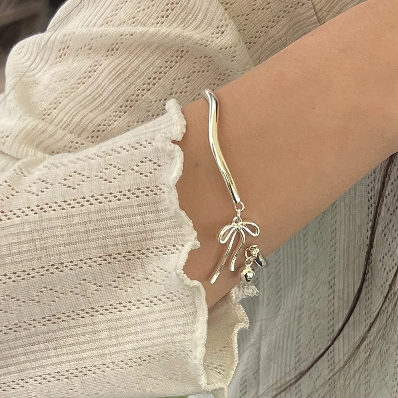 Hot Sell Trendy Bowknot 925 Sterling Silver Lady Bangle Promotion Jewelry Women Birthday Gifts 2026 New Style