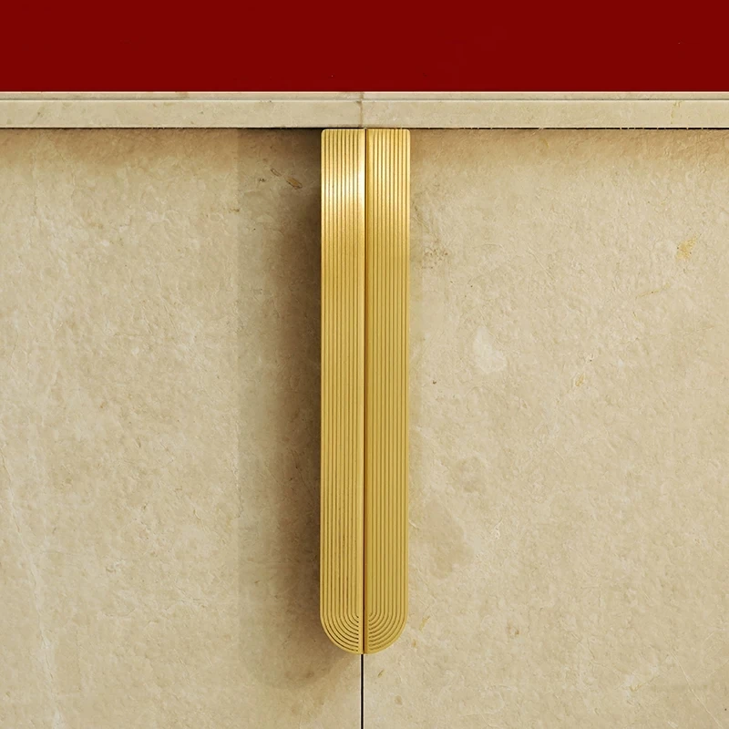 Gold Furniture Handles Modern Luxury Long Pulls Brass Door Knobs for Bedroom Wardrobe Shoe Cabinet Kitchen Drawer European Style
