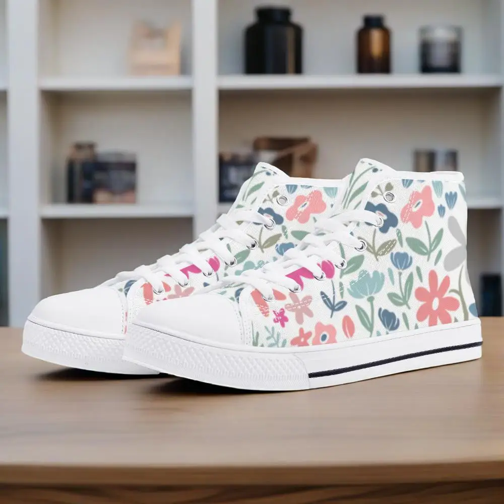 

Graffiti-print high-top canvas shoes flat sneakers lightweight casual shoes for men and women