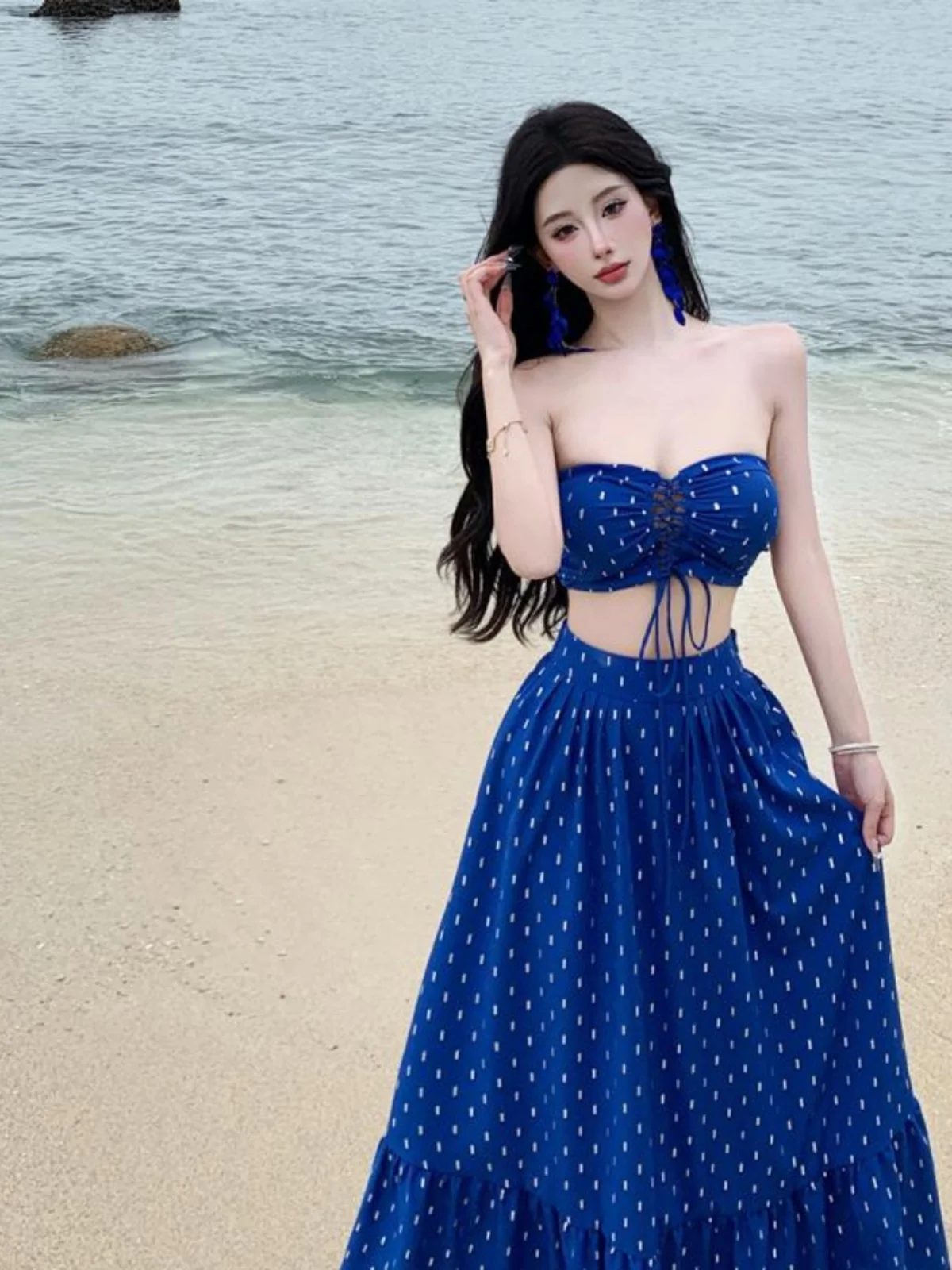 

Sweet And Spicy Cloud Design Dr with Oversized Skirt Two-Piece Set Faionable Beachwear Polyester Material