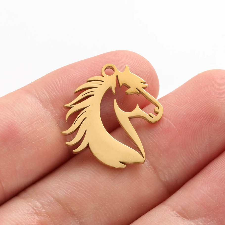 5 Stück goldfarbene kleine Anhänger mit Tiermotiven, Schmetterling, Giraffe, Vogel, Edelstahl, Meereslebewesen-Anhänger für die Schmuckherstellung, Halsketten-Charms – Detail 24