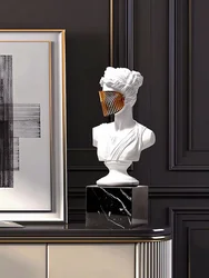 Abstract Art David Figure Sculpture Ornaments, Living Room Entrance TV Cabinet Light Luxury Home Light Luxury Decorations