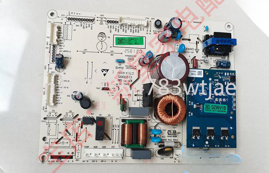 

Applicable to Hisense Rongsheng refrigerator BCD-436WRK1FPC main control computer source frequency conversion board 1987594