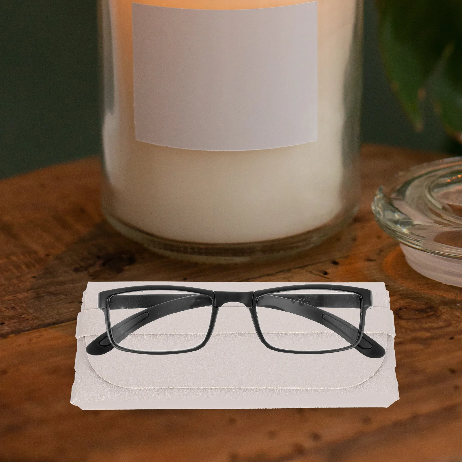 

PU Glasses Case Eyeglasses Pouch Sunglass Storage Holder Chocolate Color