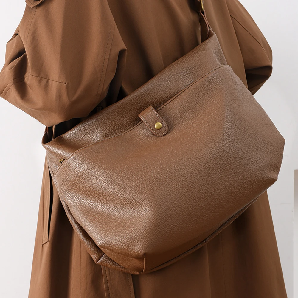 

Vintage Women Brown Tote Bag Solid Pu Leather Shoulder Bags Large Capacity Female Daily Commuting Underarm Pack Crossbody Bag