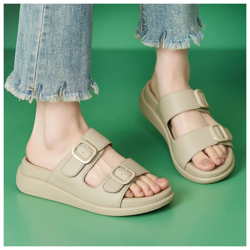 

Sparkling Rhinestone Slide Sandals For Women Comfortable Platform Sole Breathable Open Toe Design For Summer Casual Wear