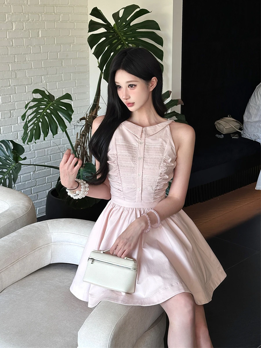 فستان صيفي نسائي من REDDACHiC أنيق بياقة بدون أكمام من الدانتيل مطوي على شكل حرف A فستان قصير رومانسي لعيد الحب قطعة واحدة