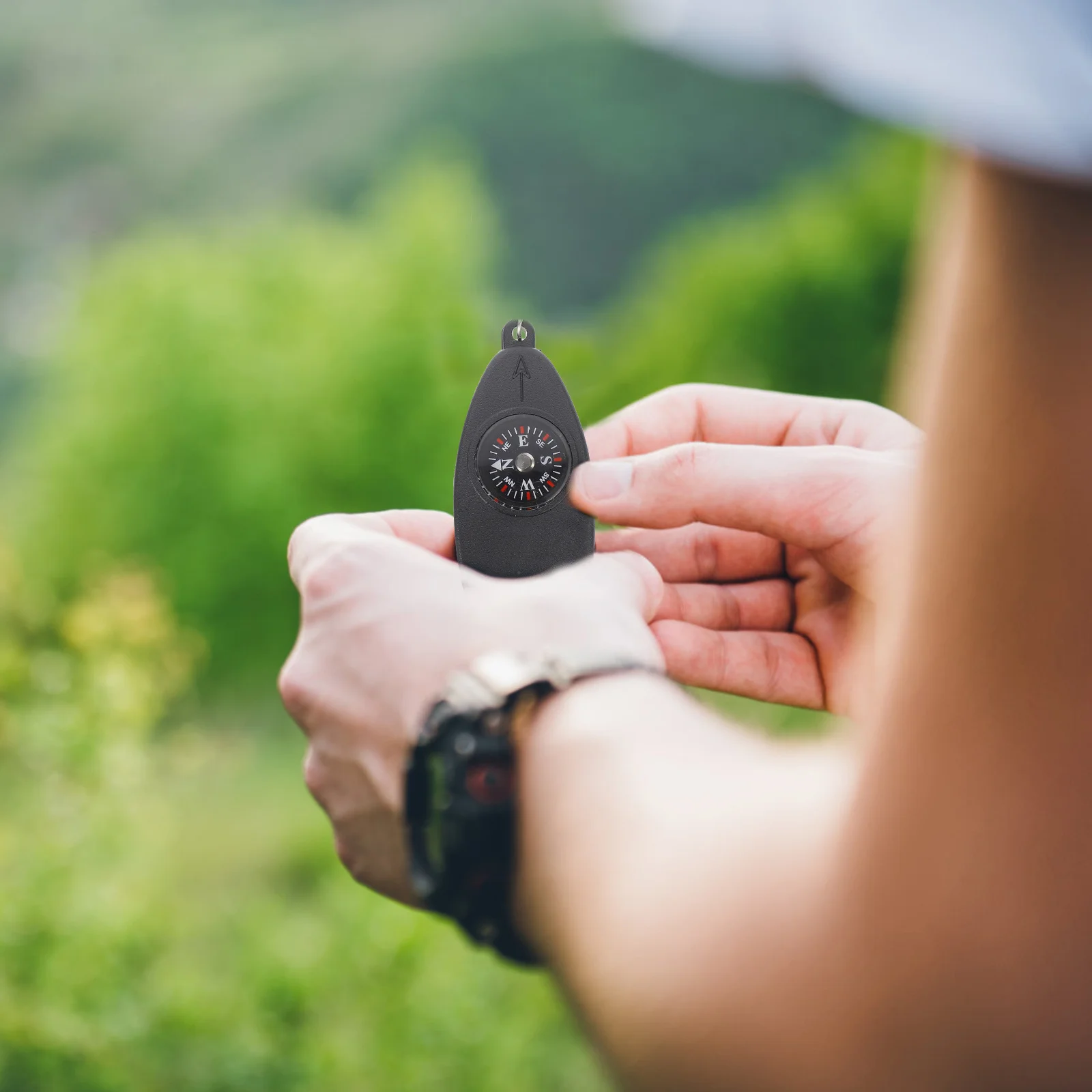 

Four-in-One Mini Whistle Survival Compass Magnifying Glass Thermometer Outdoor Camping Emergency Tool Four-in-One Whistle