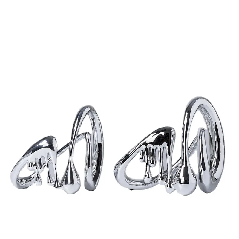 

Light luxury electroplated silver resin harp pipa music note fluid ornament TV cabinet