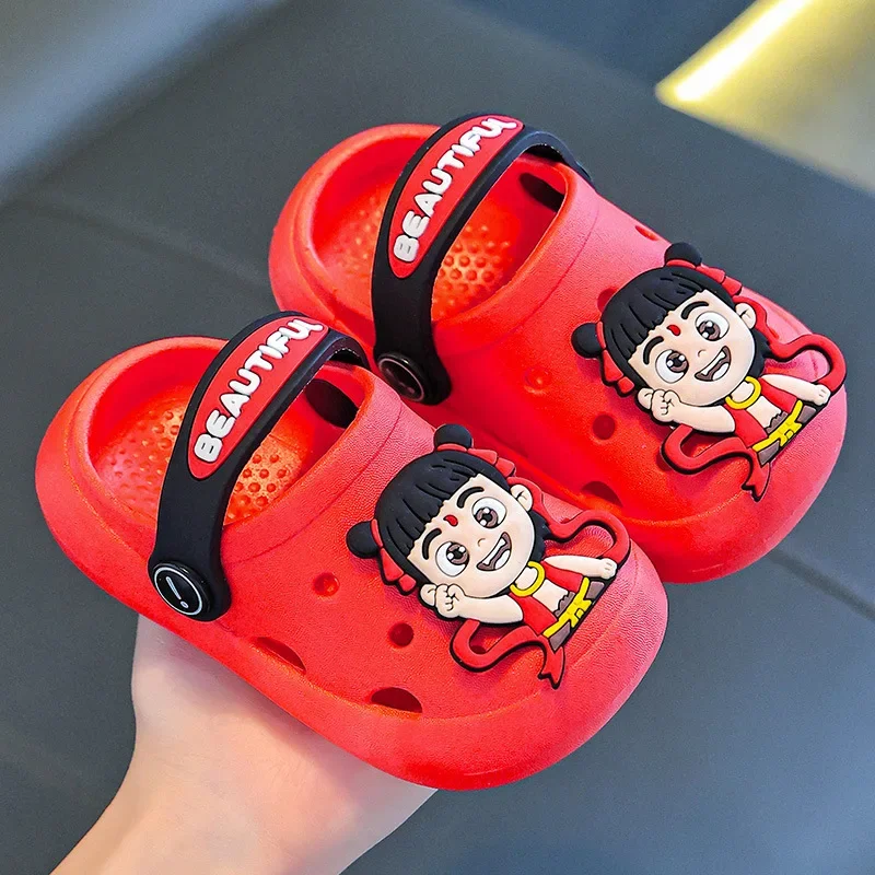 

Fashionable children's Nezha cave shoes,boys' and girls' casual shoes,swooping cartoon cave shoes,new home slippers, beach shoes
